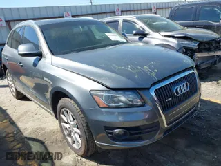 2012 Audi Q5 2.0T Premium Plus with VIN WA1LFAFP1CA131985, listed as a IAAI auction lot 41850004 with 1 mi miles. Bid and sale history available at carsss.com. Image 1.
