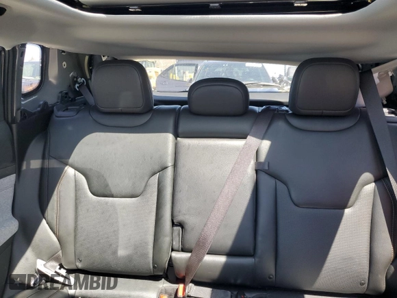 2022 Jeep Compass Latitude Lux with VIN 3C4NJDFB2NT164072, listed as a Copart auction lot 55399095 with 33,666 mi miles and Salvage title. Bid and sale history available at DreamBid. Image 10.