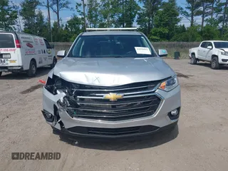 2020 Chevrolet Traverse LT Cloth with VIN 1GNERGKW0LJ306000, listed as a IAAI auction lot 42090962 with 50,559 mi miles. Bid and sale history available at carsss.com. Image 12.
