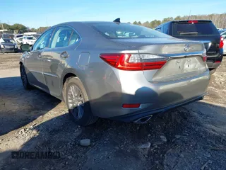 2018 Lexus ES with VIN 58ABK1GG6JU093357, listed as a IAAI auction lot 41290391 with 75,556 mi miles. Bid and sale history available at carsss.com. Image 3.