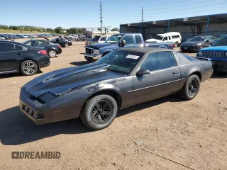 1988 Pontiac Firebird z VIN 1G2FS21E0JL250692, wystawiony jako Copart lot #72856104 z przebiegiem 212 115 mil mil oraz Czysty tytuł • Clean title. Historia ofert i sprzedaży dostępna na DreamBid. Obrazek 1.