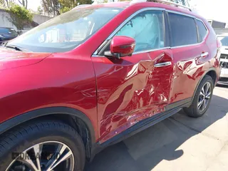 2020 Nissan Rogue SL z VIN 5N1AT2MT7LC814947, wystawiony jako IAAI lot #41934685 z przebiegiem 69 768 mil mil oraz . Historia ofert i sprzedaży dostępna na DreamBid. Obrazek 18.