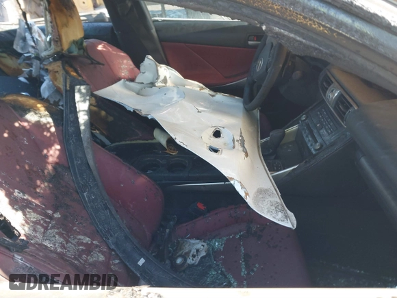 2018 Lexus IS 300 with VIN JTHC81D2XJ5027216, listed as a IAAI auction lot 41422510 with Not provided miles and . Bid and sale history available at DreamBid. Image 5.