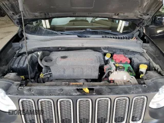 2018 Jeep Renegade Latitude with VIN ZACCJABB8JPJ67018, listed as a Copart auction lot 50509485 with 77,992 mi miles and Clean Title. Bid and sale history available at carsss.com. Image 12.