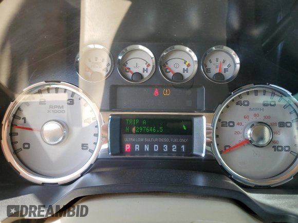 2008 Ford F-250 XL z VIN 1FTSW21R28ED61227, wystawiony jako Copart lot #57087825 z przebiegiem 297 646 mil mil oraz Czysty tytuł • Clean title. Historia ofert i sprzedaży dostępna na DreamBid. Obrazek 9.