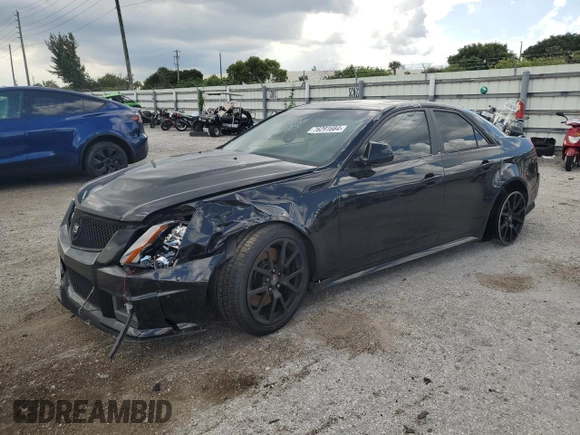 2012 Cadillac CTS-V z VIN 1G6DV5EP7C0153133, wystawiony jako Copart lot #76291684 z przebiegiem 67 696 mil mil oraz Szkoda całkowita • Salvage title. Historia ofert i sprzedaży dostępna na DreamBid. Obrazek 1.