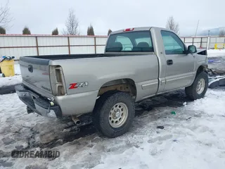 2000 Chevrolet Silverado 1500 with VIN 1GCEK14T1YZ362274, listed as a IAAI auction lot 41636856 with 136,879 mi miles. Bid and sale history available at carsss.com. Image 4.