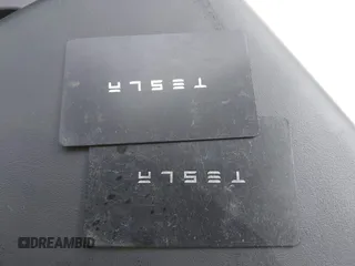 2023 Tesla Model 3 z VIN 5YJ3E1EAXPF414646, wystawiony jako IAAI lot #39514743 z przebiegiem 10 529 mil mil oraz . Historia ofert i sprzedaży dostępna na DreamBid. Obrazek 11.