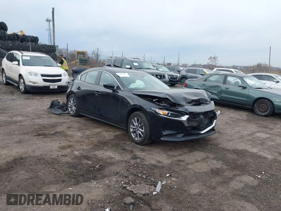 2021 Mazda 3 S with VIN 3MZBPAAL5MM254841, listed as a IAAI auction lot 41667796 with 27,640 mi miles and . Bid and sale history available at carsss.com. Image 1.