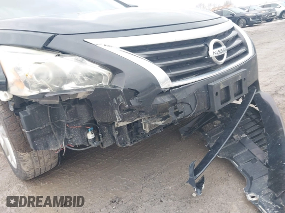 2014 Nissan Altima 2.5 with VIN 1N4AL3AP9EC127186, listed as a IAAI auction lot 41724544 with 115,879 mi miles. Bid and sale history available at carsss.com. Image 6.