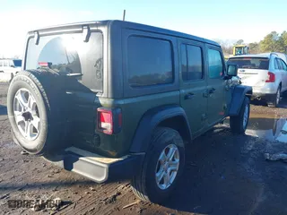 2022 Jeep Wrangler Unlimited Sport S with VIN 1C4HJXDG2NW262462, listed as a IAAI auction lot 41199711 with 1 mi miles. Bid and sale history available at carsss.com. Image 4.