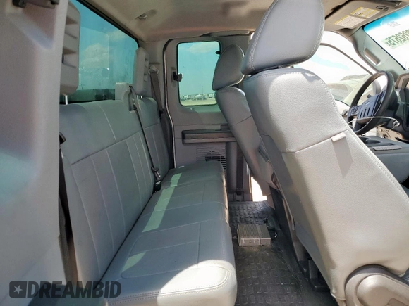 2011 Ford F-250 XL with VIN 1FT7X2B68BEC76102, listed as a Copart auction lot 60262675 with 283,615 mi miles and Salvage title. Bid and sale history available at DreamBid. Image 10.