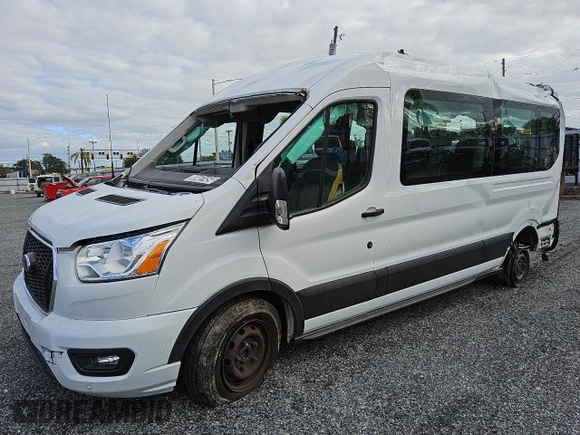 2021 Ford Transit Passenger XL with VIN 1FBAX2C87MKA03621, listed as a Copart auction lot 80461454 with 87,785 mi miles and Salvage Title. Bid and sale history available at DreamBid. Image 1.