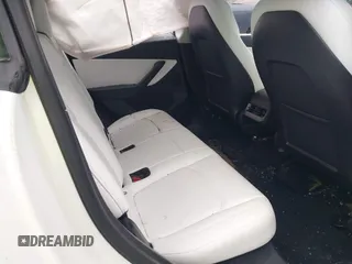 2020 Tesla Model Y Long Range with VIN 5YJYGDEE4LF044843, listed as a IAAI auction lot 41799504 with 40,770 mi miles and . Bid and sale history available at DreamBid. Image 8.