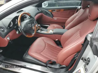 2009 Mercedes-Benz SL 550 с VIN WDBSK71F49F147896, выставлен на аукционе Copart как лот 76528604 с пробегом Не указан миль и Списание • Salvage title. История ставок и продаж доступна на DreamBid. Изображение 7.