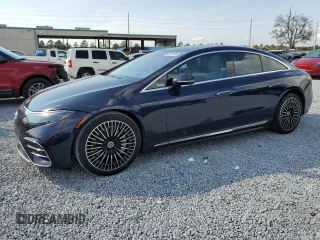 2022 Mercedes-Benz EQS with VIN W1KCG2DB5NA015097, listed as a Copart auction lot 43803595 with 0 mi miles and Salvage Title. Bid and sale history available at carsss.com. Image 1.