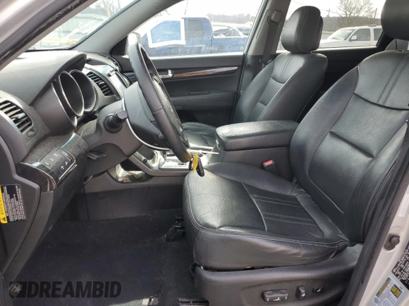 2012 Kia Sorento EX with VIN 5XYKU4A25CG305691, listed as a Copart auction lot 49733515 with 204,552 mi miles and Salvage Title. Bid and sale history available at carsss.com. Image 7.