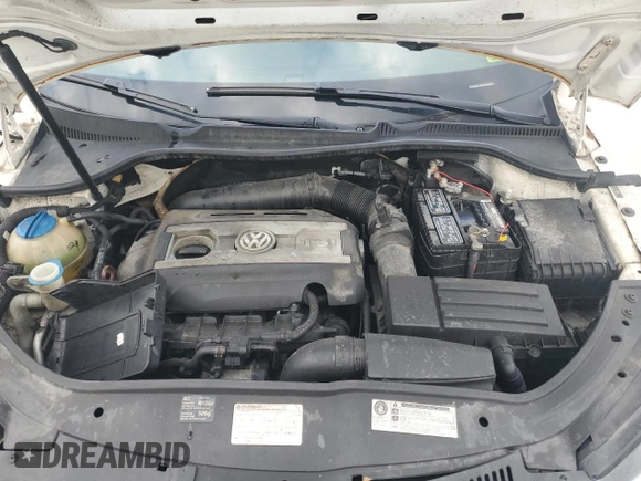 2012 Volkswagen Eos Komfort с VIN WVWBW7AH5CV000345, выставлен на аукционе Copart как лот 56725995 с пробегом 130 903 миль миль и Списание • Salvage title. История ставок и продаж доступна на DreamBid. Изображение 11.