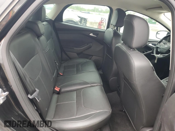 2015 Ford Focus SE with VIN 1FADP3K23FL319564, listed as a Copart auction lot 54786975 with 190,510 mi miles and Clean Title. Bid and sale history available at carsss.com. Image 10.