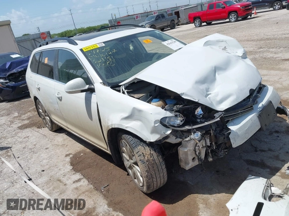 2014 Volkswagen Jetta TDI w/Sunroof with VIN 3VWPL7AJ2EM621151, listed as a IAAI auction lot 42543548 with 167,276 mi miles and . Bid and sale history available at DreamBid. Image 1.