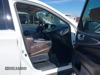 2017 Infiniti QX60 with VIN 5N1DL0MN8HC555993, listed as a IAAI auction lot 41588633 with 131,287 mi miles. Bid and sale history available at carsss.com. Image 5.