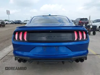 2018 Ford Mustang GT z VIN 1FA6P8CF6J5103891, wystawiony jako IAAI lot #42088550 z przebiegiem 64 530 mil mil oraz . Historia ofert i sprzedaży dostępna na DreamBid. Obrazek 17.