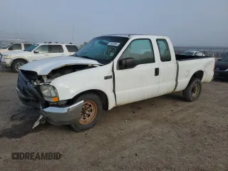 2004 Ford Super Duty F-250 XL with VIN 1FTNX20L34EB74712, listed as a Copart auction lot 72025064 with 141,857 mi miles and Salvage Title. Bid and sale history available at carsss.com. Image 1.