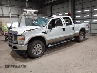 2008 Ford F-250 XL with VIN 1FTSW21R18EE01121, listed as a IAAI auction lot 41298495 with 131,183 mi miles. Bid and sale history available at carsss.com. Image 2.