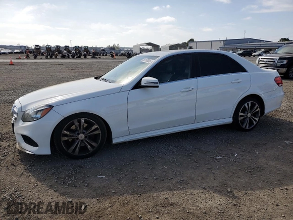 2014 Mercedes-Benz E 350 Sport z VIN WDDHF5KB5EB069085, wystawiony jako Copart lot #53178935 z przebiegiem 133 296 mil mil oraz Szkoda całkowita • Salvage title. Historia ofert i sprzedaży dostępna na DreamBid. Obrazek 1.