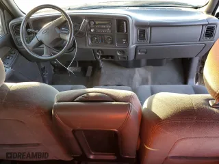 2003 Chevrolet Silverado 1500 LS with VIN 2GCEC19V631123098, listed as a Copart auction lot 41800555 with 104,156 mi miles and Salvage Title. Bid and sale history available at carsss.com. Image 8.