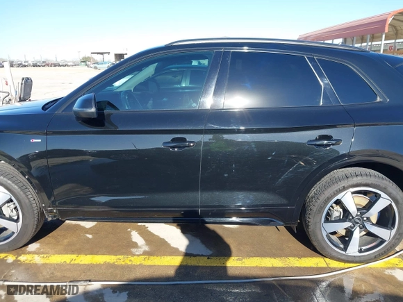 2022 Audi Q5 S line Premium Plus with VIN WA1EAAFY1N2121311, listed as a IAAI auction lot 41389178 with 45,326 mi miles. Bid and sale history available at carsss.com. Image 14.