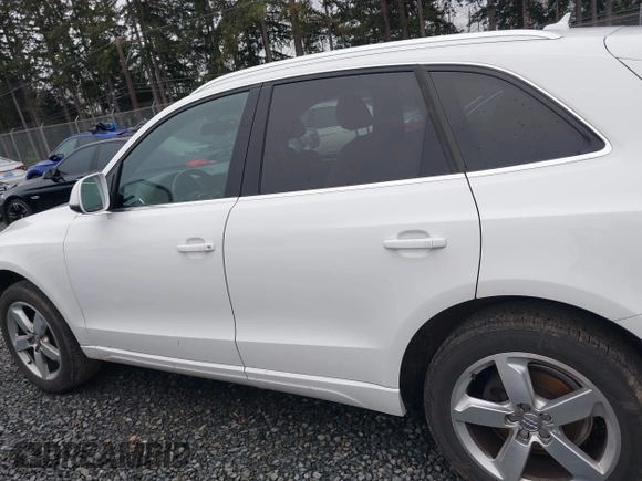 2011 Audi Q5 Premium Plus z VIN WA1LFAFP7BA025278, wystawiony jako IAAI lot #41239111 z przebiegiem 131 207 mil mil oraz . Historia ofert i sprzedaży dostępna na DreamBid. Obrazek 14.