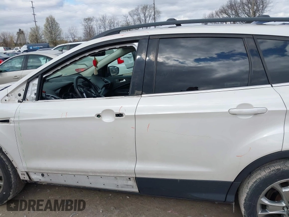 2013 Ford Escape SEL with VIN 1FMCU9H90DUD30837, listed as a IAAI auction lot 41922615 with 171,535 mi miles. Bid and sale history available at carsss.com. Image 15.