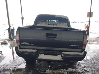 2013 Toyota Tacoma PreRunner with VIN 3TMJU4GN6DM153390, listed as a IAAI auction lot 41300619 with 163,974 mi miles. Bid and sale history available at carsss.com. Image 16.