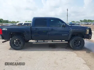 2008 Chevrolet Silverado 1500 LTZ with VIN 2GCEK133881111214, listed as a IAAI auction lot 41986926 with 215,979 mi miles. Bid and sale history available at carsss.com. Image 13.