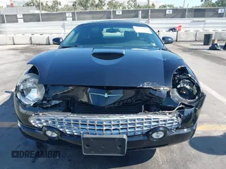 2002 Ford Thunderbird Hardtop Premium with VIN 1FAHP60A52Y109610, listed as a IAAI auction lot 40759746 with 35,975 mi miles and . Bid and sale history available at DreamBid. Image 12.