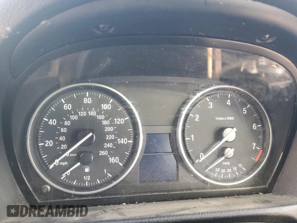 2008 BMW 3 Series 328xi с VIN WBAVC73538KP37347, выставлен на аукционе Copart как лот 42457925 с пробегом Не указан миль и Списание • Salvage title. История ставок и продаж доступна на DreamBid. Изображение 9.