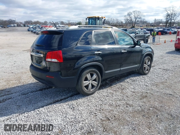 2013 Kia Sorento EX with VIN 5XYKU3A66DG331196, listed as a IAAI auction lot 41714474 with 139,250 mi miles and . Bid and sale history available at DreamBid. Image 4.