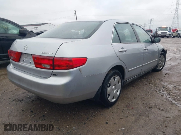 2005 Honda Accord LX with VIN 1HGCM663X5A069934, listed as a IAAI auction lot 41231379 with 191,556 mi miles and . Bid and sale history available at DreamBid. Image 4.