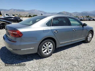 2017 Volkswagen Passat S z VIN 1VWAT7A34HC016349, wystawiony jako Copart lot #56190825 z przebiegiem 88 418 mil mil oraz Szkoda całkowita • Salvage title. Historia ofert i sprzedaży dostępna na DreamBid. Obrazek 3.