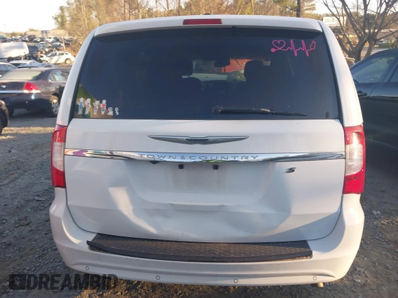 2015 Chrysler Town & Country S with VIN 2C4RC1HG7FR742447, listed as a IAAI auction lot 41814403 with 171,766 mi miles. Bid and sale history available at carsss.com. Image 16.