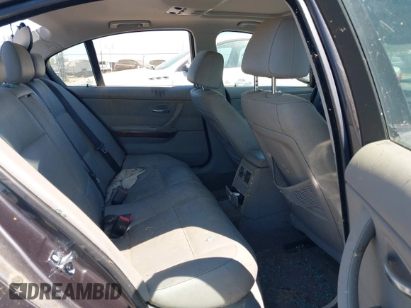 2007 BMW 3 Series 328i with VIN WBAVC53597FZ79068, listed as a IAAI auction lot 42791350 with 179,676 mi miles and . Bid and sale history available at DreamBid. Image 8.