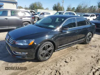 2014 Volkswagen Passat SEL Premium with VIN 1VWCS7A38EC012991, listed as a Copart auction lot 46048335 with 149,433 mi miles and Salvage Title. Bid and sale history available at carsss.com. Image 1.