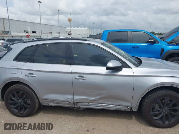 2021 Audi Q5 Premium Plus with VIN WA1BAAFY4M2065706, listed as a IAAI auction lot 42139445 with 39,646 mi miles and . Bid and sale history available at DreamBid. Image 13.
