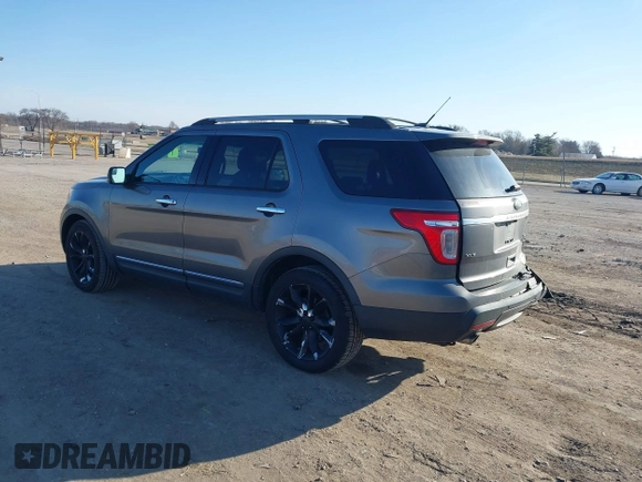 2012 Ford Explorer XLT with VIN 1FMHK8D82CGA40065, listed as a IAAI auction lot 41736486 with 145,122 mi miles and . Bid and sale history available at DreamBid. Image 3.