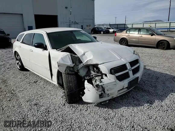 2006 Dodge Magnum with VIN 2D4FV47T06H275992, listed as a Copart auction lot 49796945 with Not Provided miles and Salvage Title. Bid and sale history available at carsss.com. Image 11.