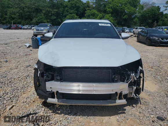 2024 Audi Q8 e-tron z VIN WA16AAGE9RB020144, wystawiony jako Copart lot #57145455 z przebiegiem 23 799 mil mil oraz Szkoda całkowita • Salvage title. Historia ofert i sprzedaży dostępna na DreamBid. Obrazek 5.