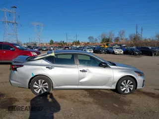 2024 Nissan Altima 2.5 S with VIN 1N4BL4BV0RN393522, listed as a IAAI auction lot 41888296 with 17,326 mi miles. Bid and sale history available at carsss.com. Image 13.