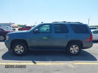 2010 Chevrolet Tahoe LT with VIN 1GNMCBE3XAR247988, listed as a IAAI auction lot 42600299 with 236,722 mi miles and . Bid and sale history available at DreamBid. Image 14.