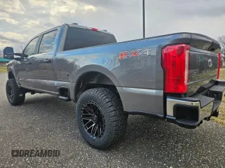2024 Ford Super Duty F-250 SRW XL with VIN 1FT7W2BA4RED06617, listed as a Copart auction lot 52746465 with 1,220 mi miles and Clean Title. Bid and sale history available at carsss.com. Image 3.